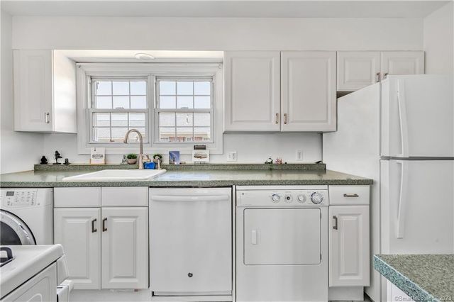 245 Unquowa Road 46, Fairfield, CT 06824