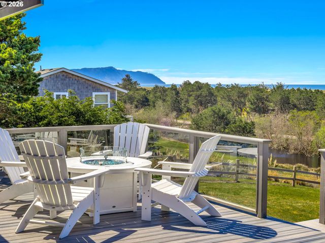 89464 MANION Dr, Warrenton, OR 97146