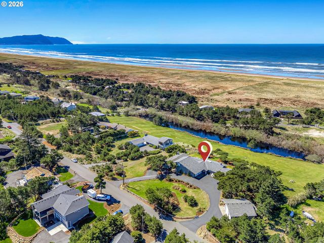 89464 MANION Dr, Warrenton, OR 97146