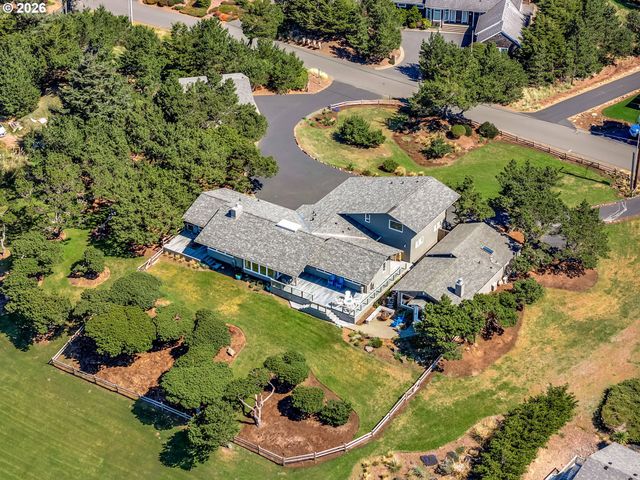 89464 MANION Dr, Warrenton, OR 97146
