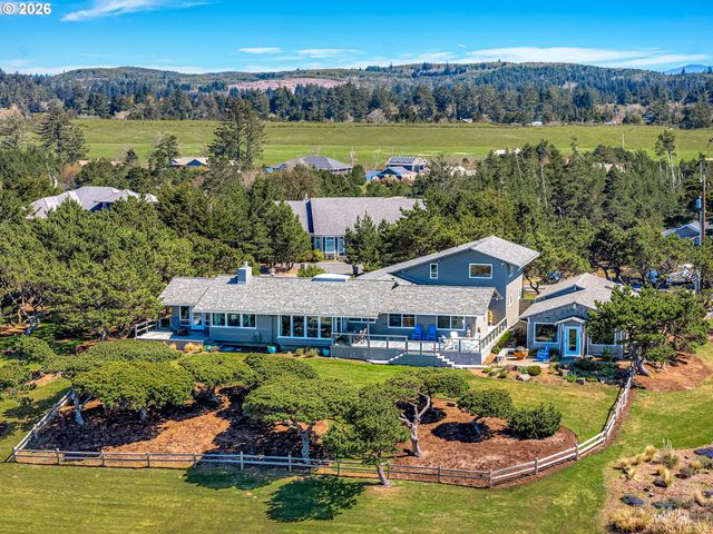 89464 MANION Dr, Warrenton, OR 97146