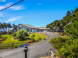 89464 MANION Dr, Warrenton, OR 97146