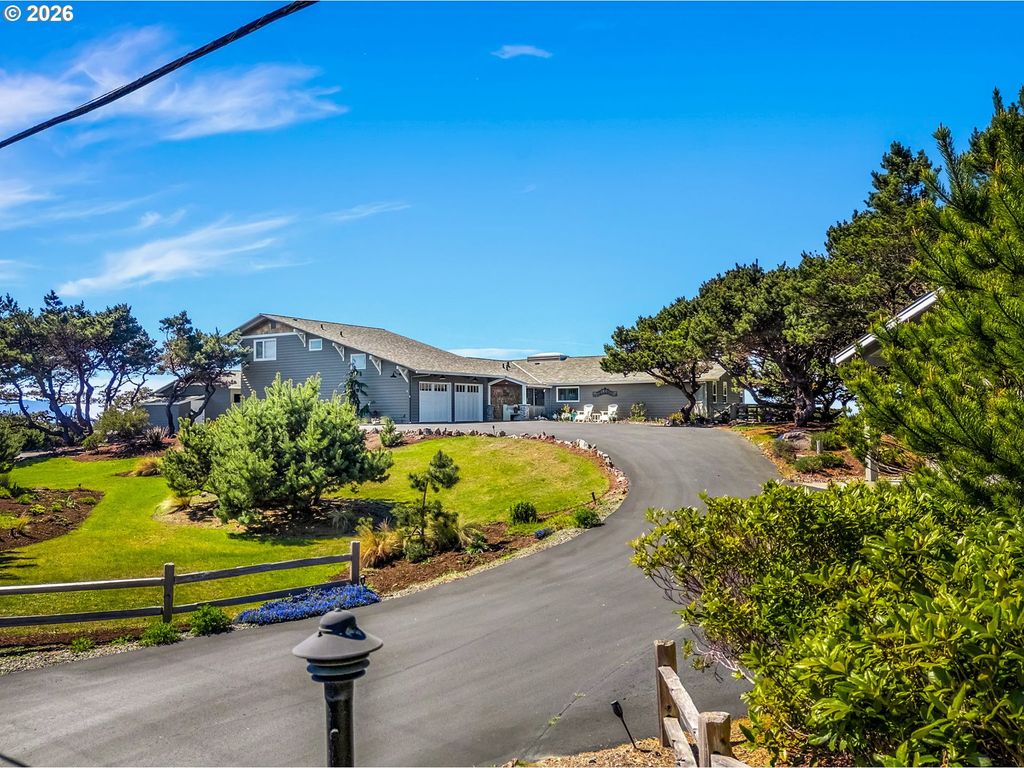 89464 MANION Dr, Warrenton, OR 97146