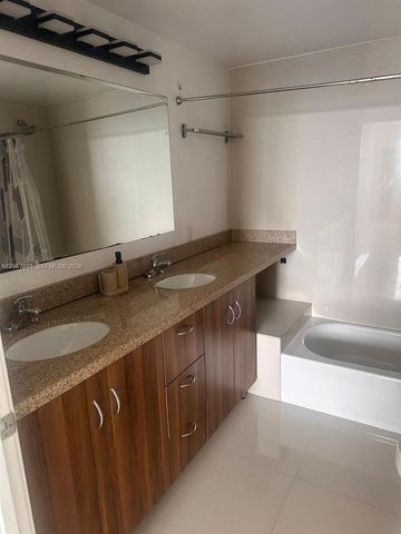 601 NE 23rd Street 1605, Miami, FL 33137