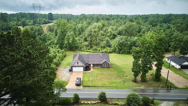 12915 Styles Rd, Bauxite, AR 72011