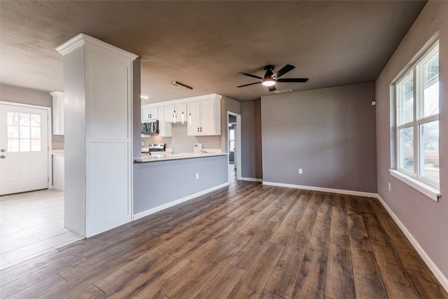 335 Highland Drive, Arlington, TX 76010