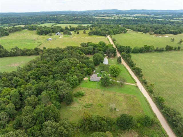 16836 Mateer Road, Lincoln, AR 72744