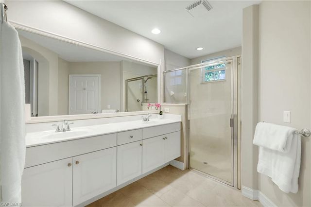 21790 Southern Hills DR 101, Estero, FL 33928