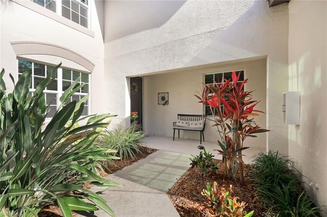 21790 Southern Hills DR 101, Estero, FL 33928