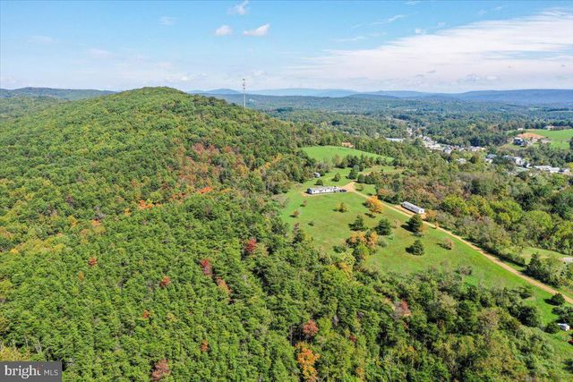 17282 NORTHWESTERN PIKE, Augusta, WV 26704