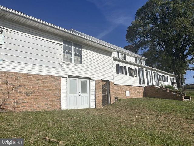 17282 NORTHWESTERN PIKE, Augusta, WV 26704