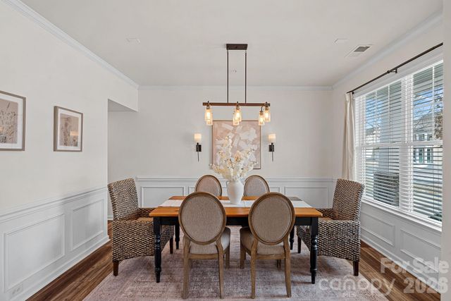 132 Flora Vista Drive, Mooresville, NC 28117