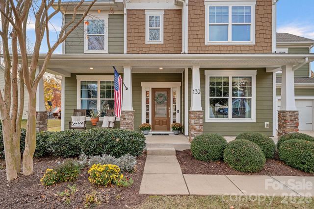 132 Flora Vista Drive, Mooresville, NC 28117