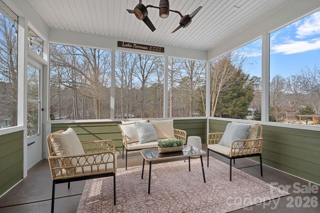 132 Flora Vista Drive, Mooresville, NC 28117