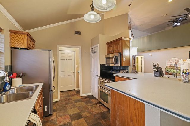 262 Randell Terrace Drive, Denison, TX 75020