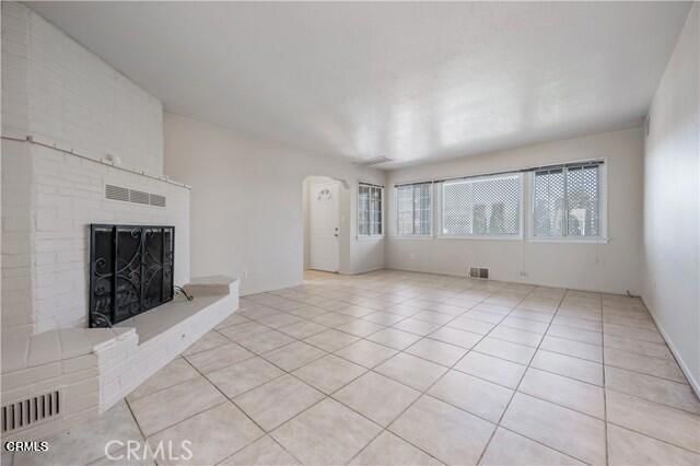 45027 Division Street, Lancaster, CA 93535