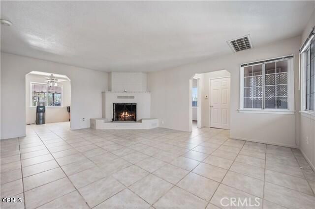 45027 Division Street, Lancaster, CA 93535