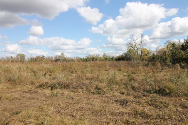 43 County Road 2355, Liberty, TX 77575