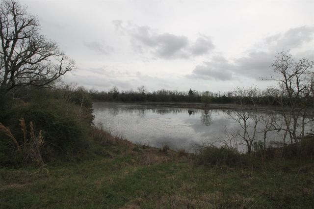 43 County Road 2355, Liberty, TX 77575