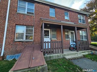 81 Louisiana Avenue 81, Bridgeport, CT 06610