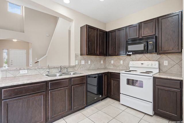 6022 Julians, San Antonio, TX 78244