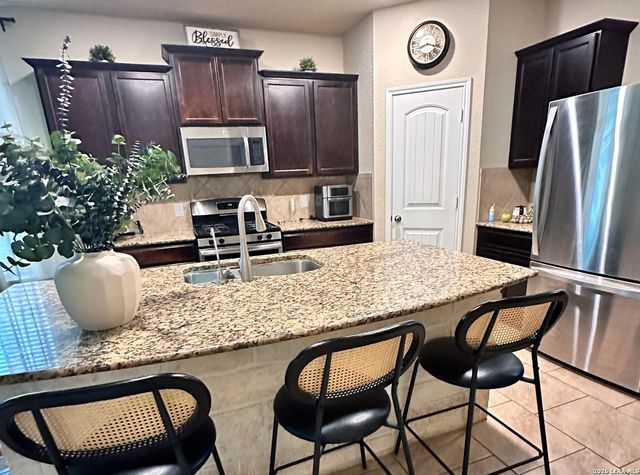 22414 AKIN HTS, San Antonio, TX 78261