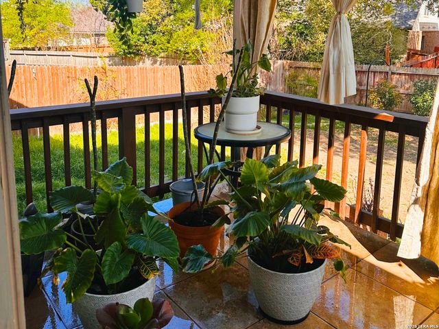 22414 AKIN HTS, San Antonio, TX 78261