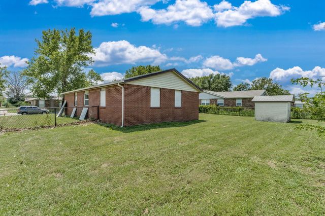 1614 E Catalina St, Wichita, KS 67216