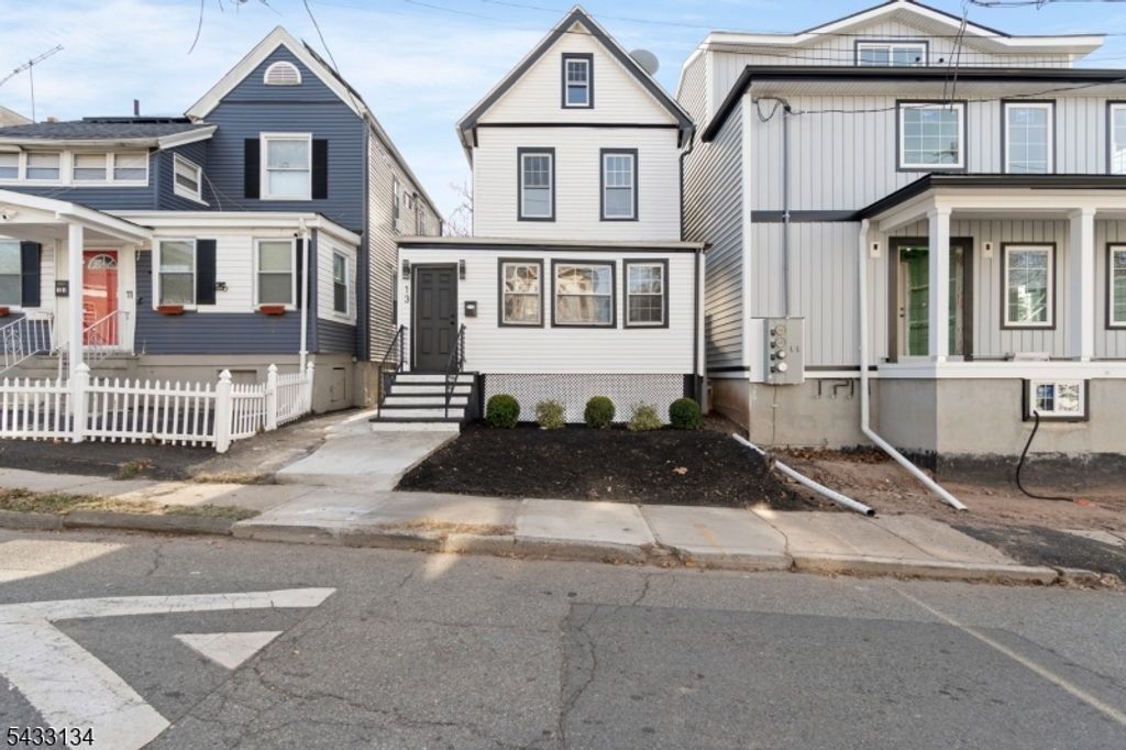 13 Orange Pl, Irvington Twp., NJ 07111