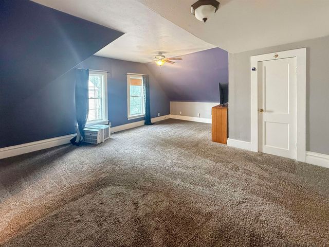1024 11th St NW, Minot, ND 58703
