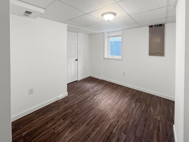 1024 11th St NW, Minot, ND 58703