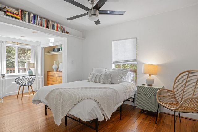 1167 Ridgeway DR, Austin, TX 78702