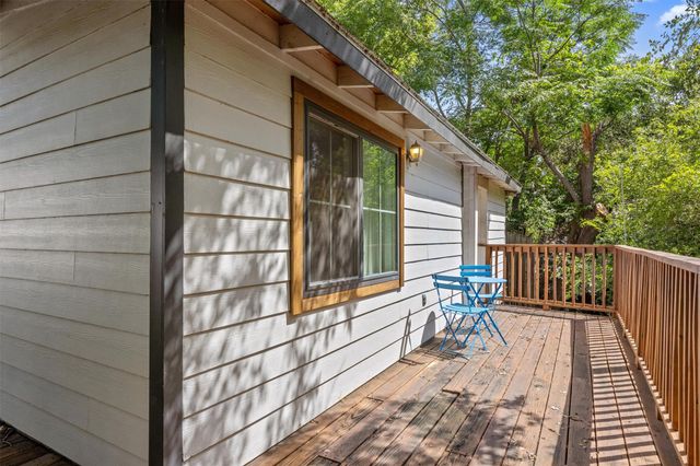 1167 Ridgeway DR, Austin, TX 78702