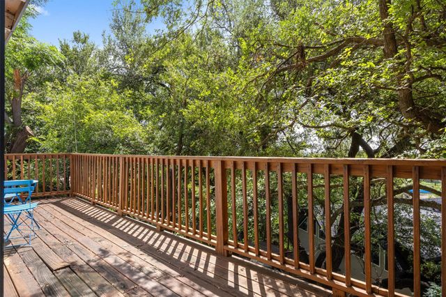 1167 Ridgeway DR, Austin, TX 78702