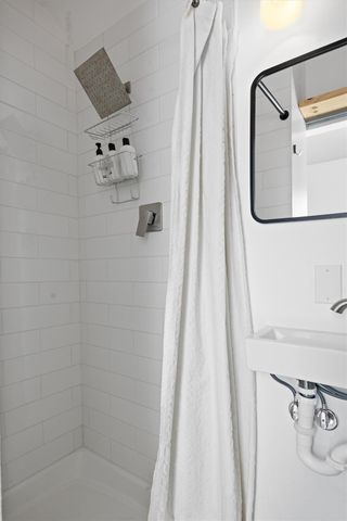 1167 Ridgeway DR, Austin, TX 78702