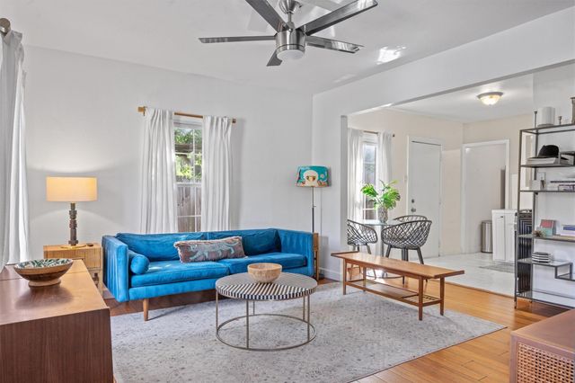 1167 Ridgeway DR, Austin, TX 78702