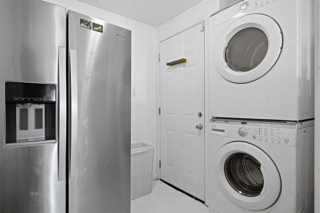 1167 Ridgeway DR, Austin, TX 78702