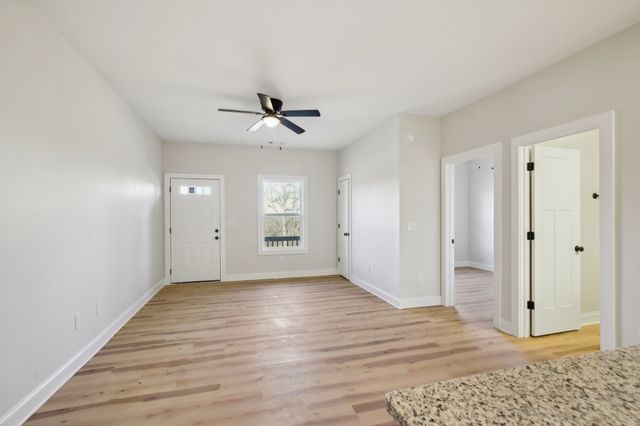 60 Stone Gate Lane, Hartsville, TN 37074