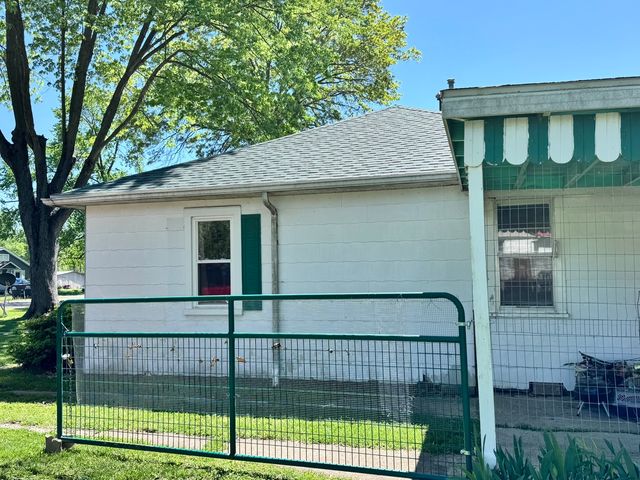 405 Penfield Street, Odin, IL 62870
