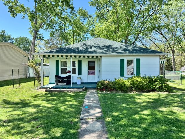 405 Penfield Street, Odin, IL 62870