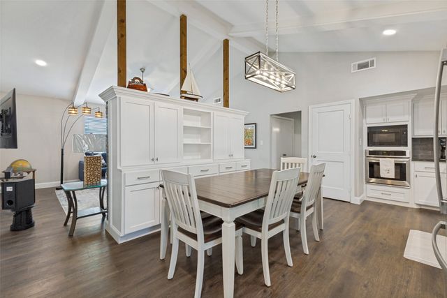 810 S Bois D Arc Street, Forney, TX 75126