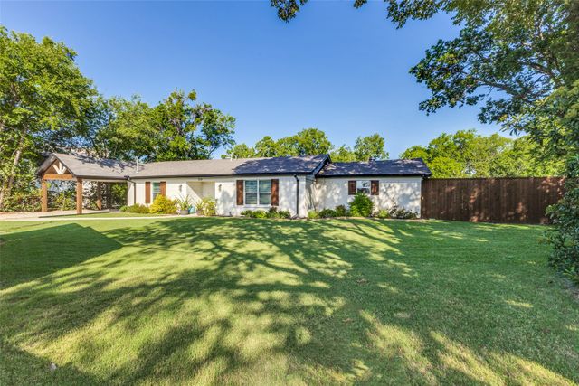810 S Bois D Arc Street, Forney, TX 75126