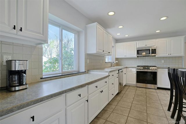 250 Catherine Street, Buchanan, NY 10511