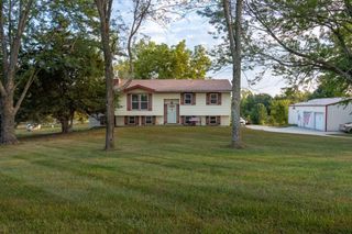 9677 SE 232 Street, Lathrop, MO 64465