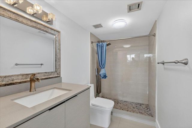 7451 NW 16th Street 407, Plantation, FL 33313
