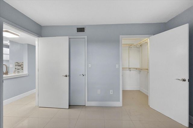 7451 NW 16th Street 407, Plantation, FL 33313