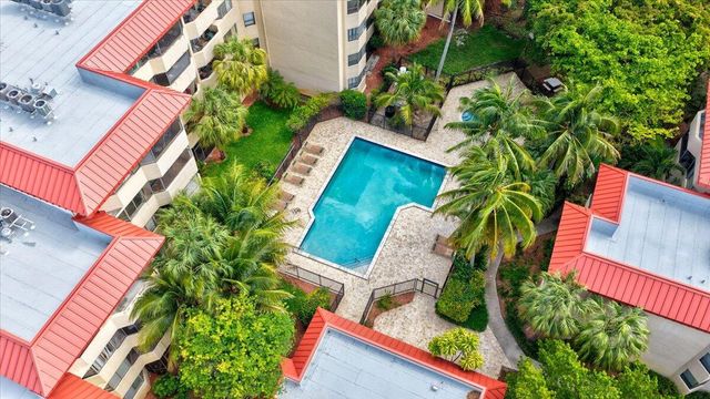 7451 NW 16th Street 407, Plantation, FL 33313
