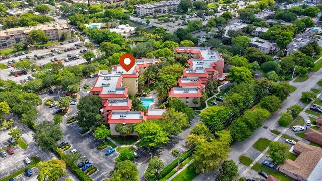 7451 NW 16th Street 407, Plantation, FL 33313