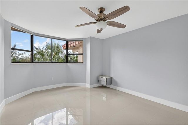 7451 NW 16th Street 407, Plantation, FL 33313