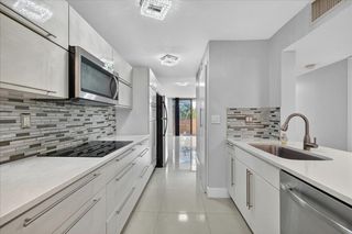 7451 NW 16th Street 407, Plantation, FL 33313
